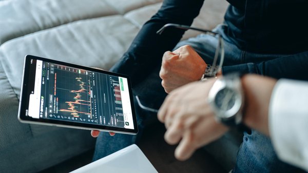 Découvrez les Meilleures Plateformes de Trading : Guide Complet pour Faire le Bon Choix
